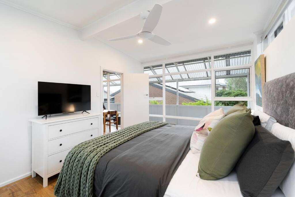 Apartment Modern Stylish Self-contained Burnside